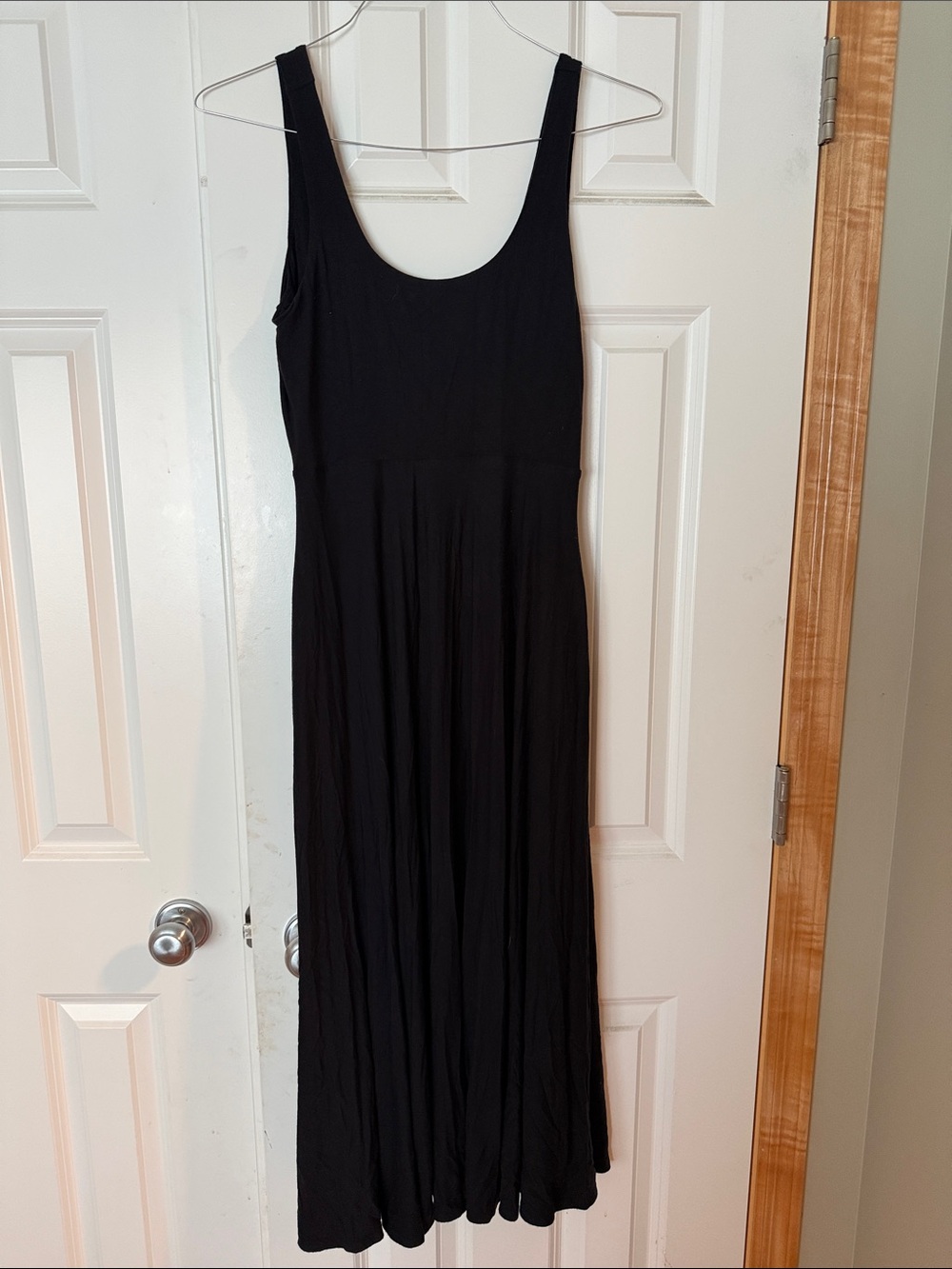 Athleta Black Sleeveless Maxi Dress with Scoop Neck